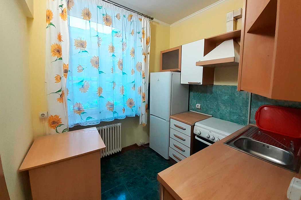 2 х комнатная квартира в <span>Сталинском доме на ул.Озерная</span> 