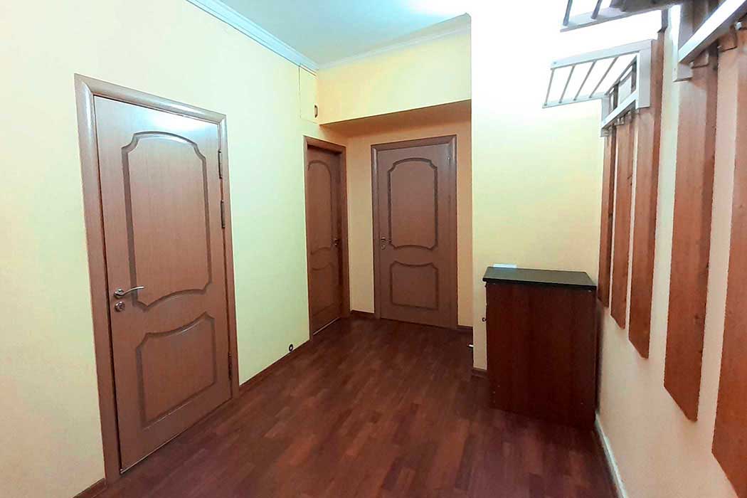 2 х комнатная квартира в <span>Сталинском доме на ул.Озерная</span> 
