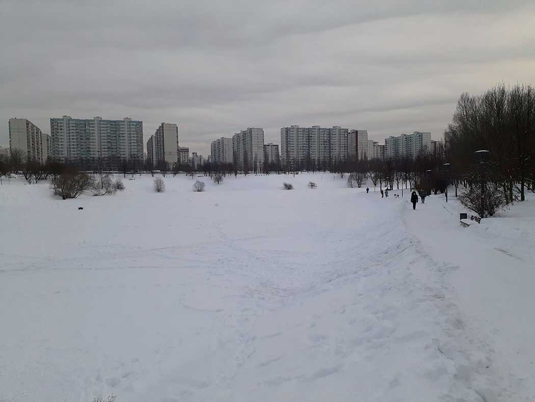 2 х комнатная квартира в <span>Сталинском доме на ул.Озерная</span> 