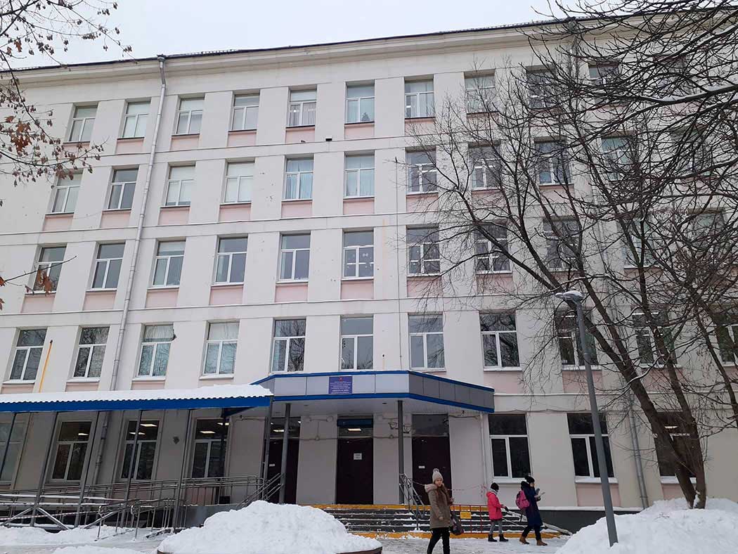 2 х комнатная квартира в <span>Сталинском доме на ул.Озерная</span> 