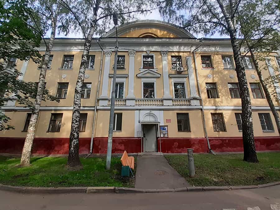 Комната <span>в коммунальной квартире в послевоенной</span> сталинке в немецком квартале Измайлово
