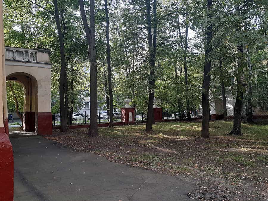 Комната <span>в коммунальной квартире в послевоенной</span> сталинке в немецком квартале Измайлово